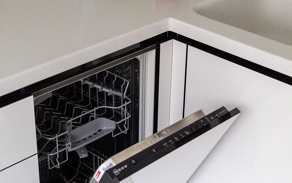 Ультраглянцевая и ультрабелая Мондриана