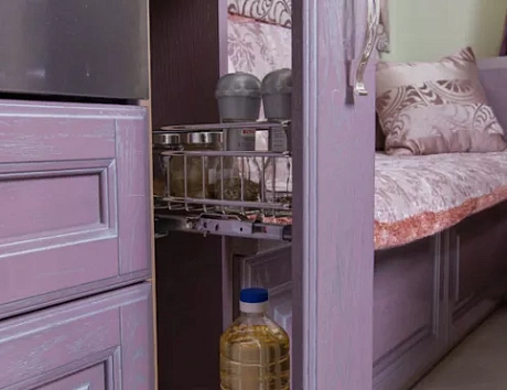 Фиолетовая кухня во Владивостоке