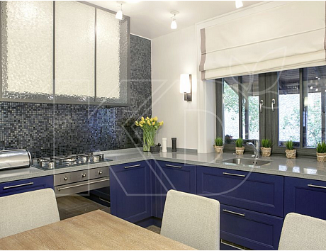 Угловые кухни из массива дерева