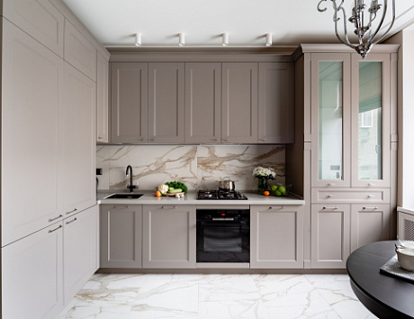 Коричневая кухня в Клину