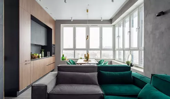 Коричневая кухня в Новосибирске