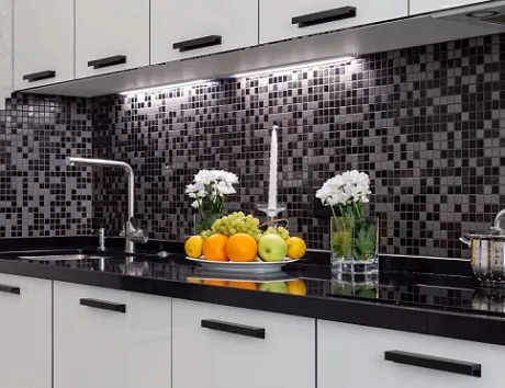 Глянцевая кухня в Казани