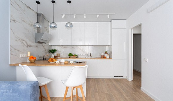 Белая кухня в Санкт-Петербурге