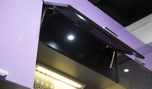 Фиолетовая кухня в Ярославле