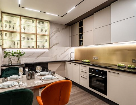 Самые модные цвета и формы кухонных гарнитуров в сезоне 2021-2022