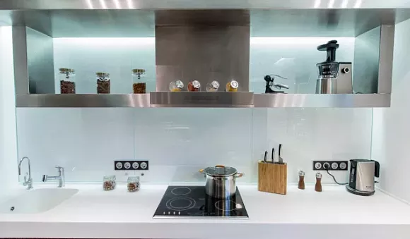 Глянцевая кухня в Санкт-Петербурге