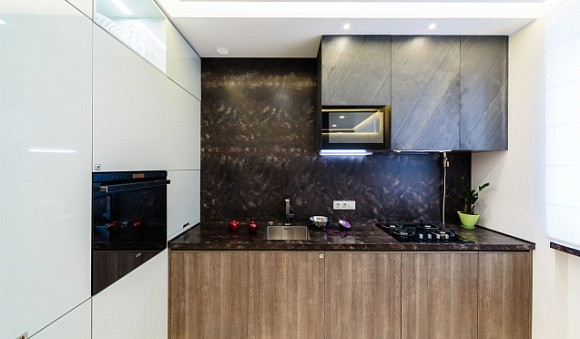 Темная кухня в Ростове-на-Дону