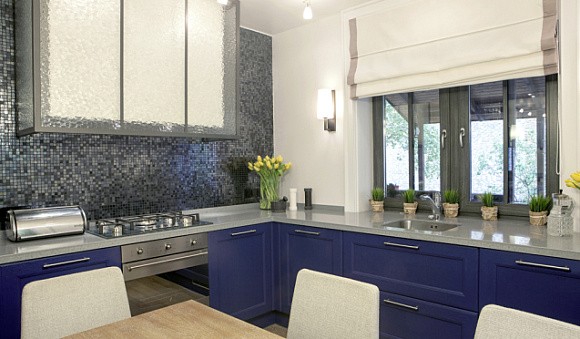 Темная кухня в Ростове-на-Дону